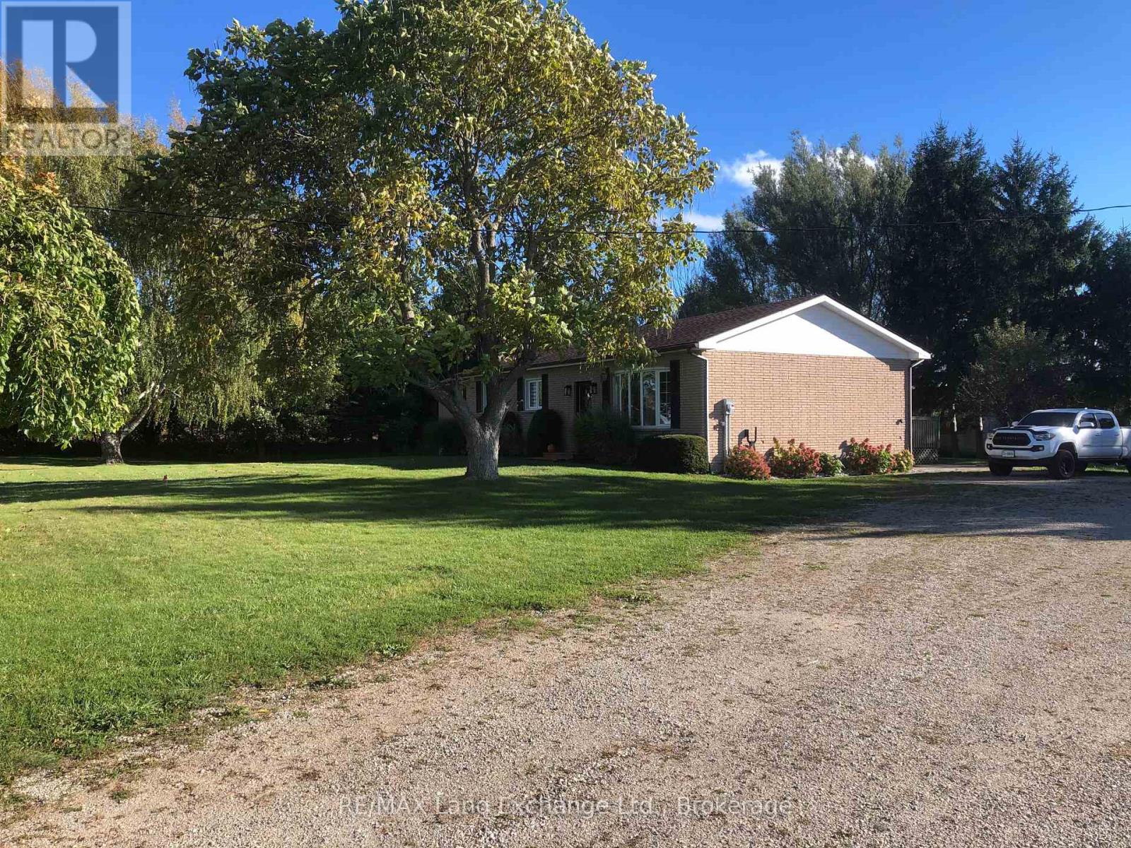 1073 8 Concession Property Photo 37