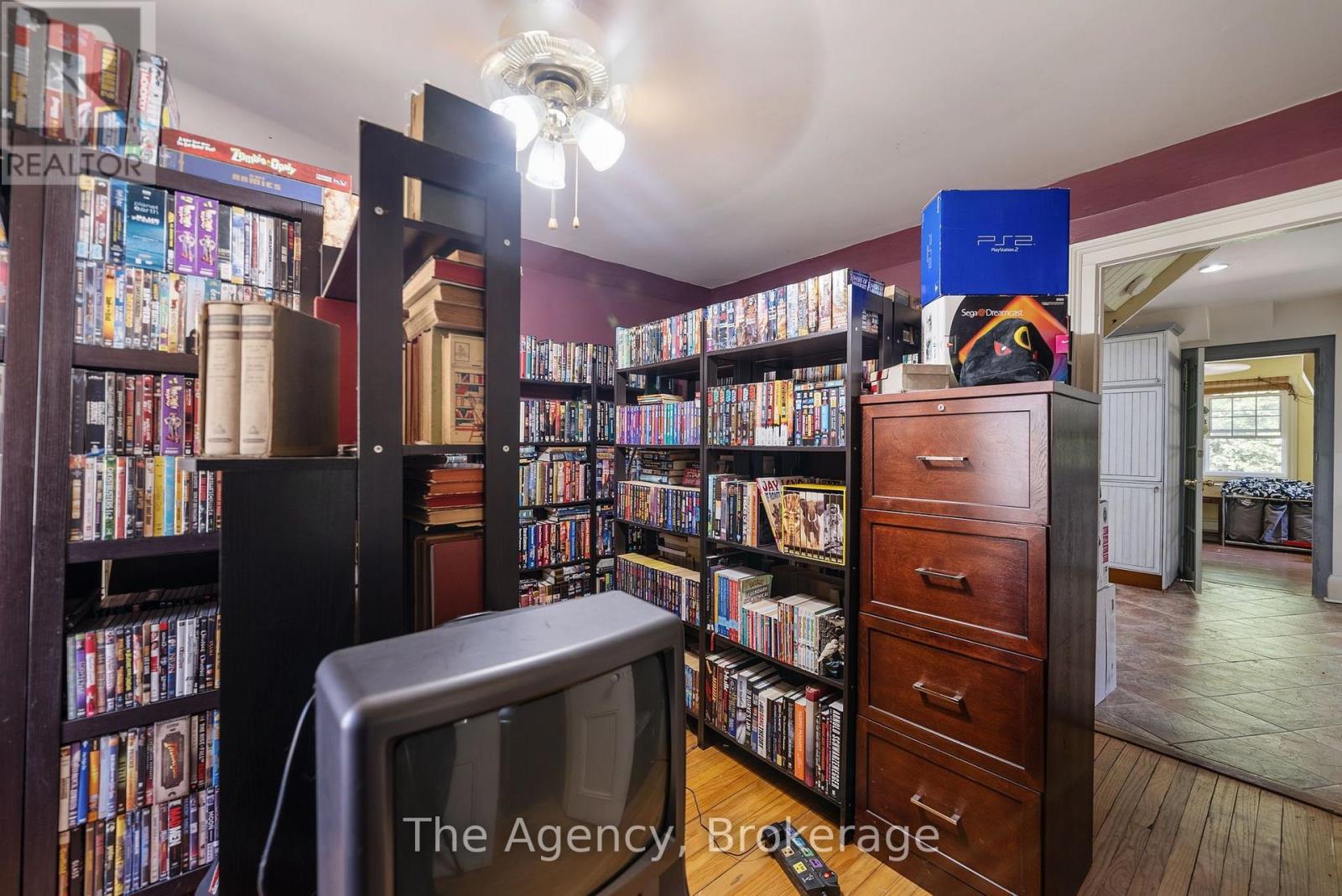 310 Ridout Street Property Photo 6