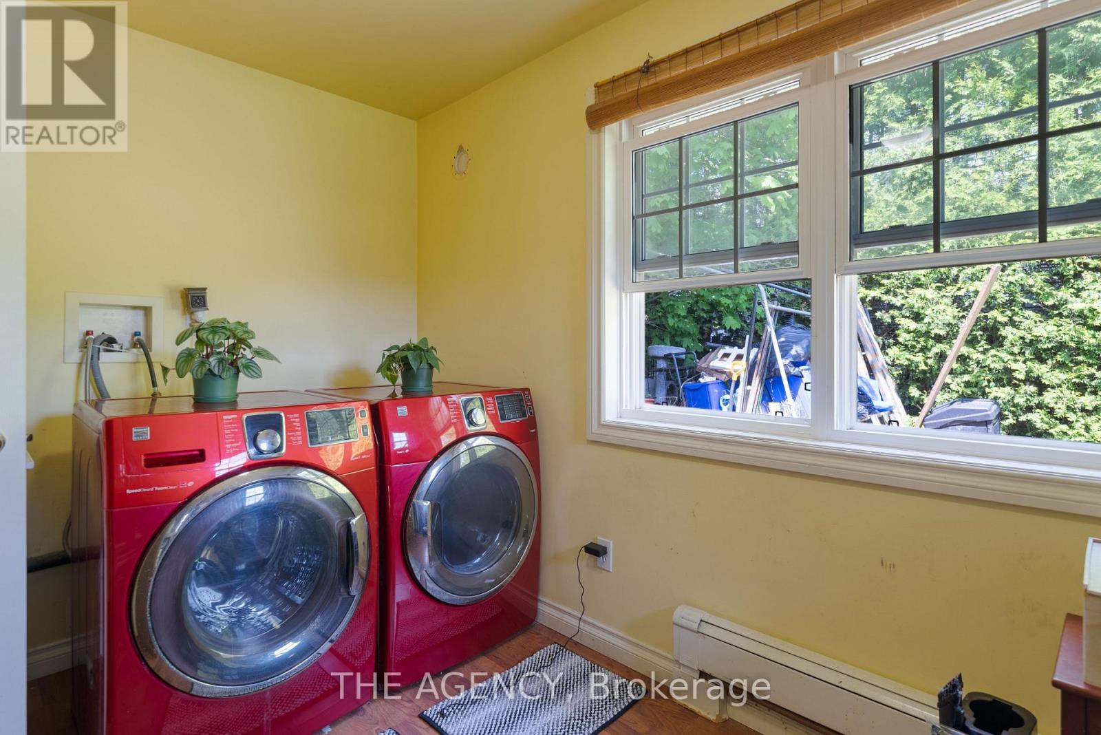310 Ridout Street Property Photo 17