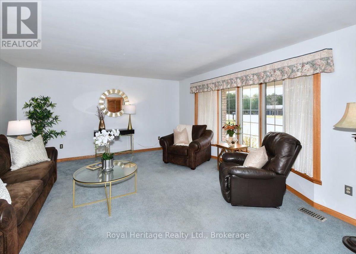 476 Emily Park Road Property Photo 12