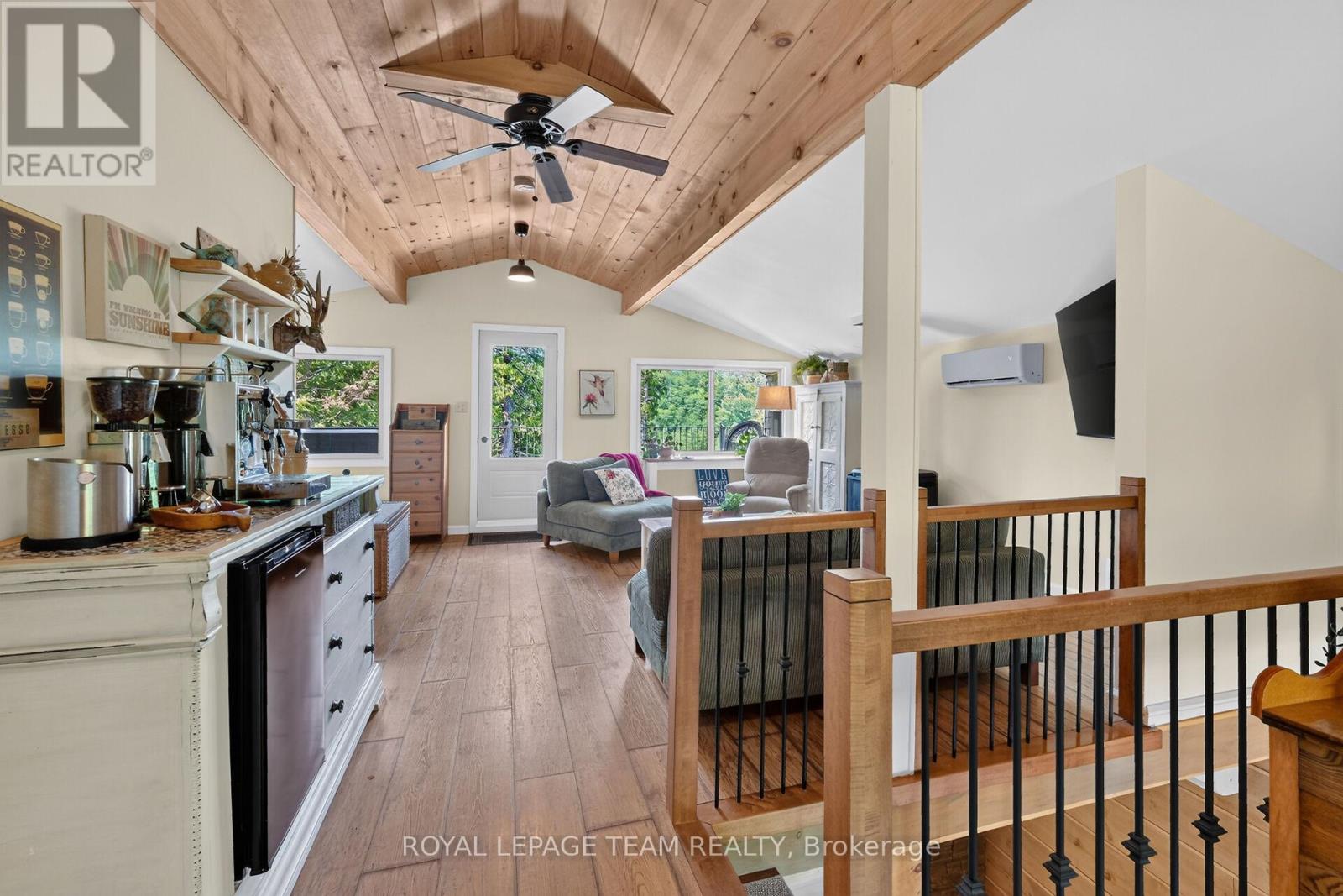 102 & 110 Mcvicar Lane Property Photo 14