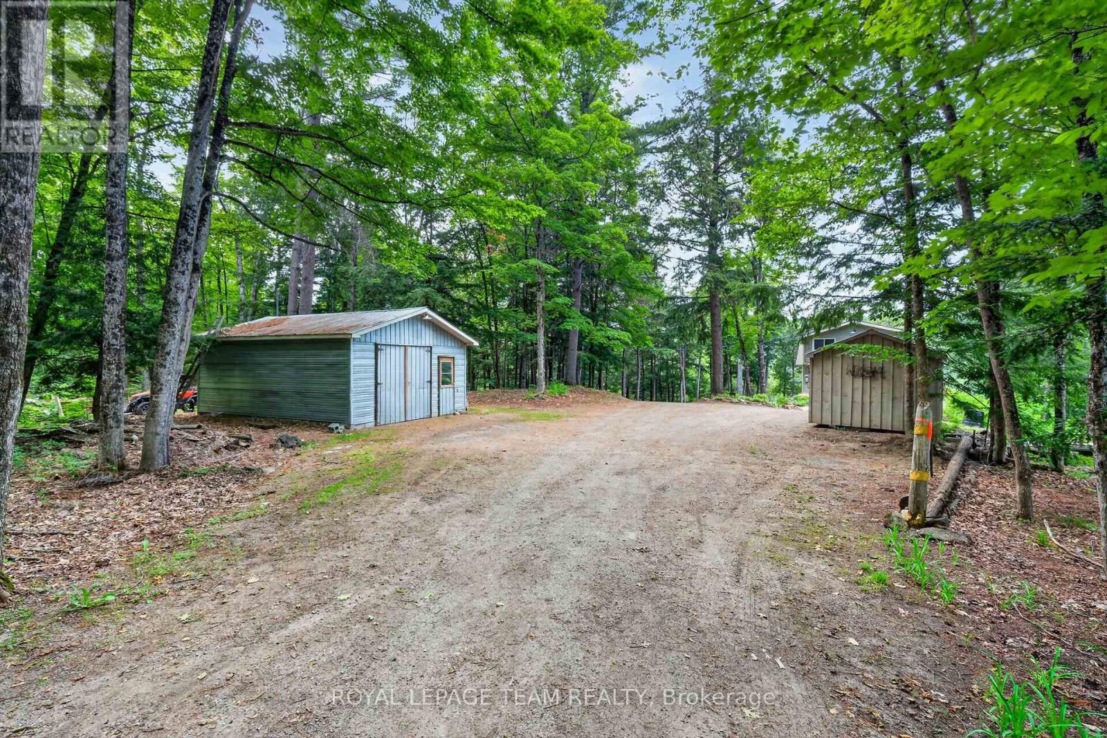 102 & 110 Mcvicar Lane Property Photo 32