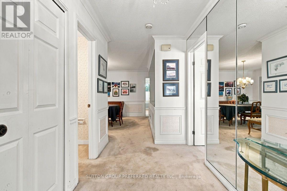 31 - 55 Fiddlers Green Road Property Photo 5