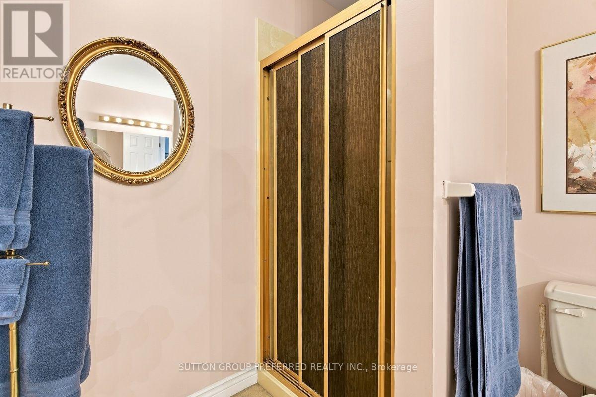 31 - 55 Fiddlers Green Road Property Photo 20