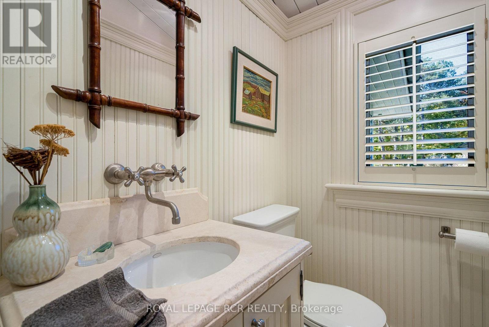 718157 1st Line E Property Photo 24