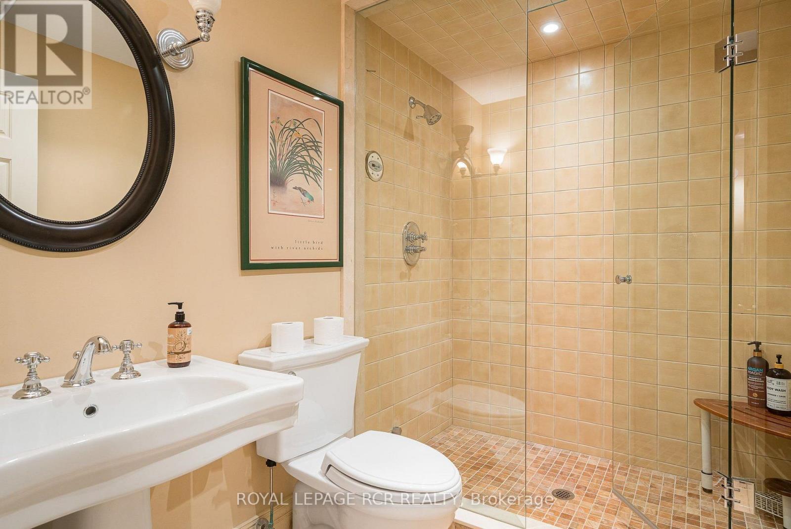 718157 1st Line E Property Photo 36