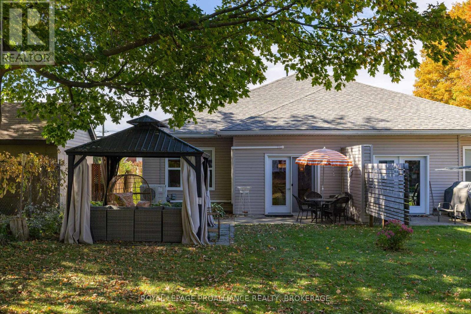 27 Victoria Avenue Property Photo 42