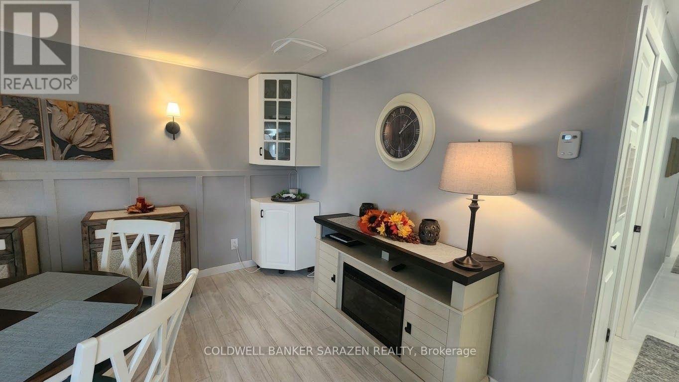 74 Richards Lane Property Photo 14