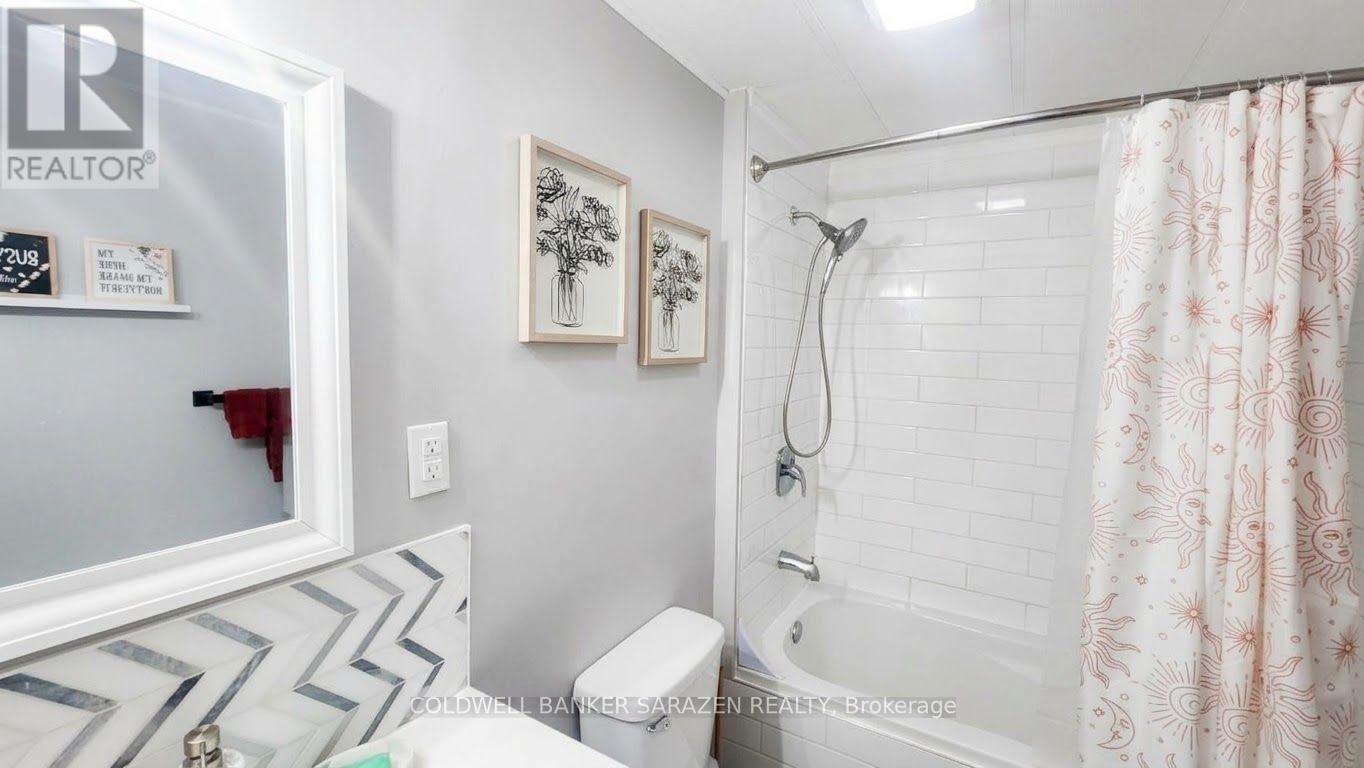 74 Richards Lane Property Photo 20