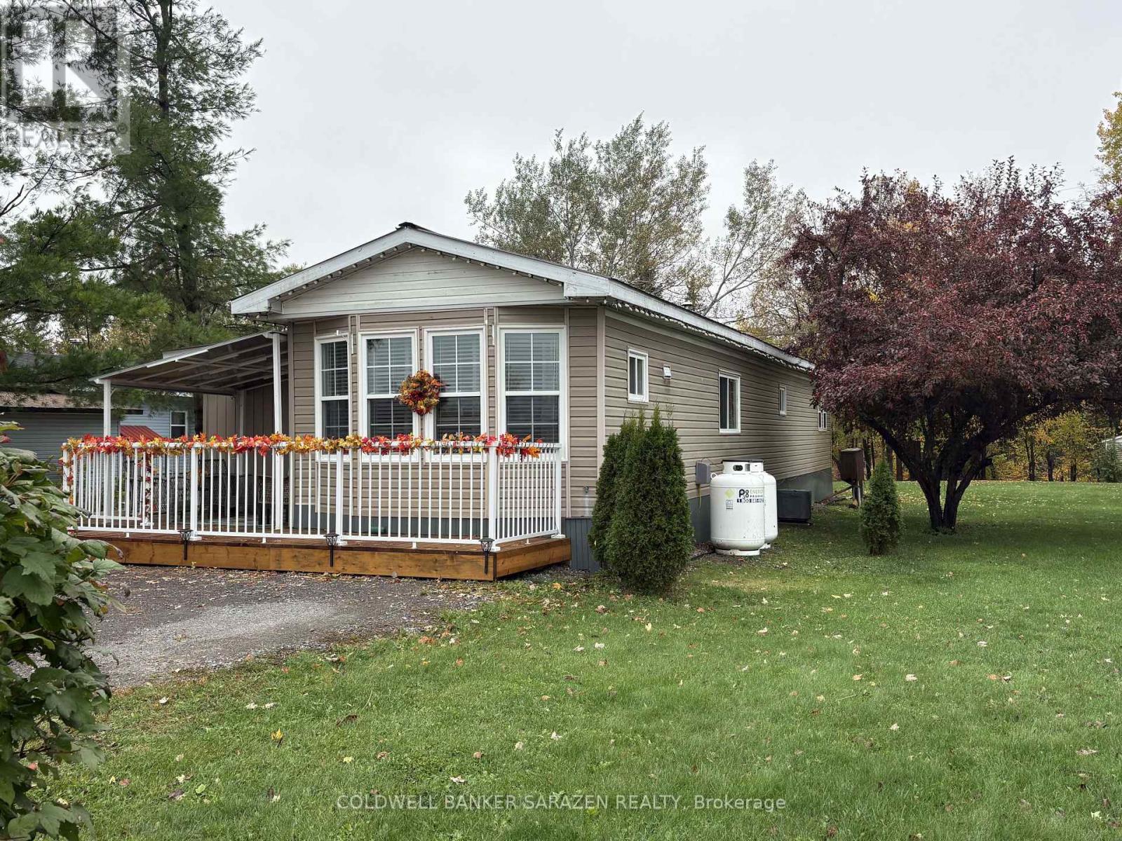 74 Richards Lane Property Photo 31
