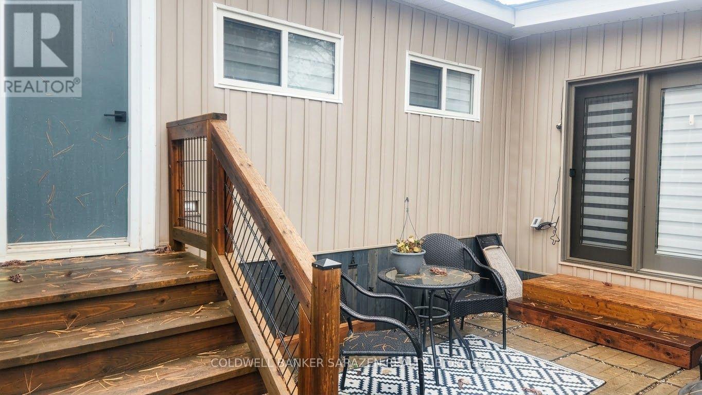 74 Richards Lane Property Photo 32
