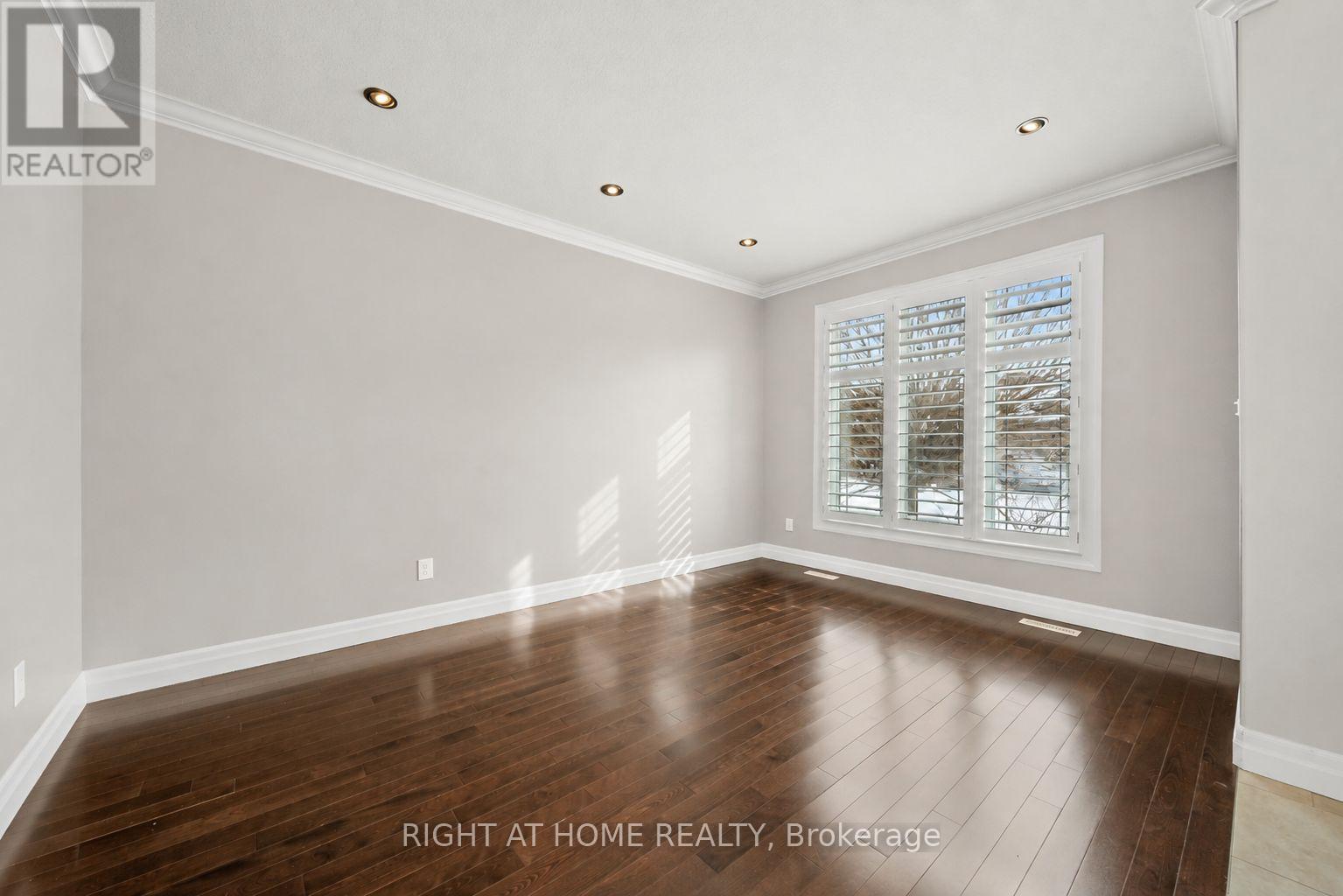 6540 Upper Canada Cross Property Photo 4