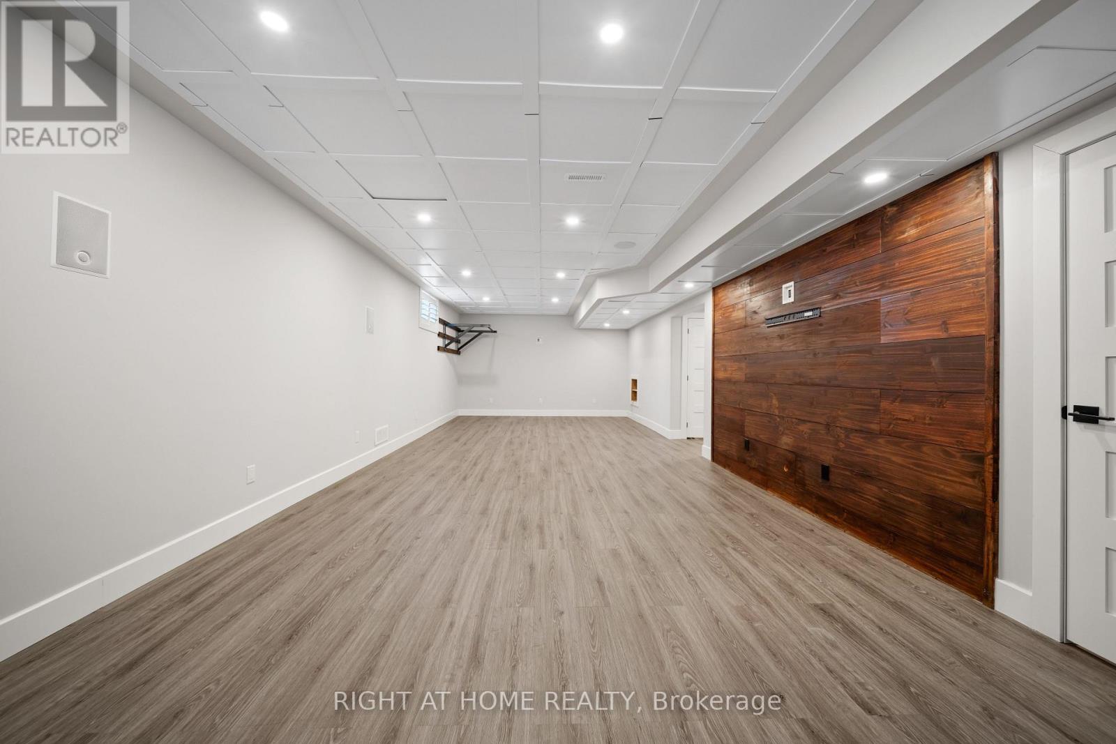 6540 Upper Canada Cross Property Photo 31