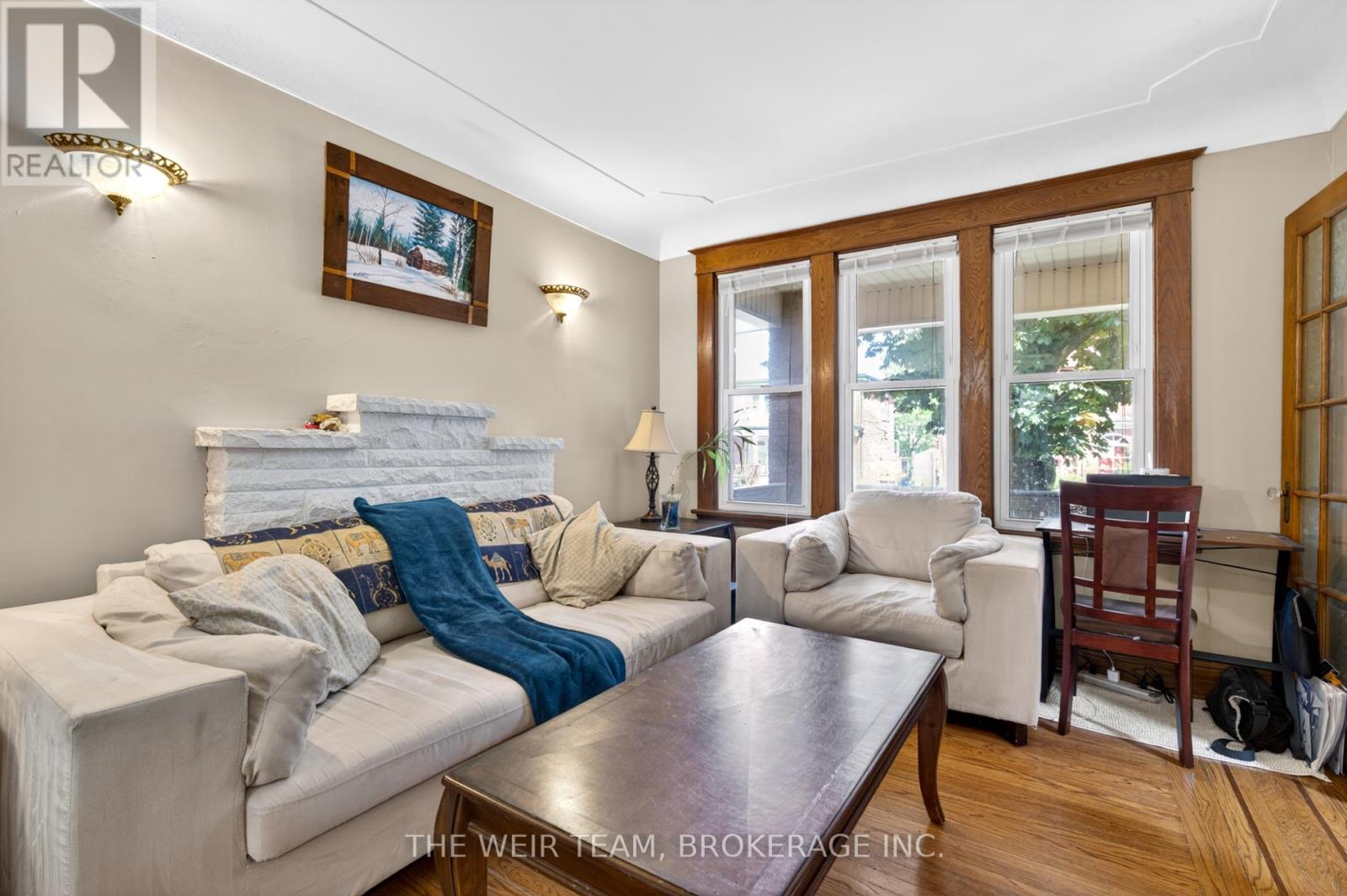 226 Ottawa Street S Property Photo 11