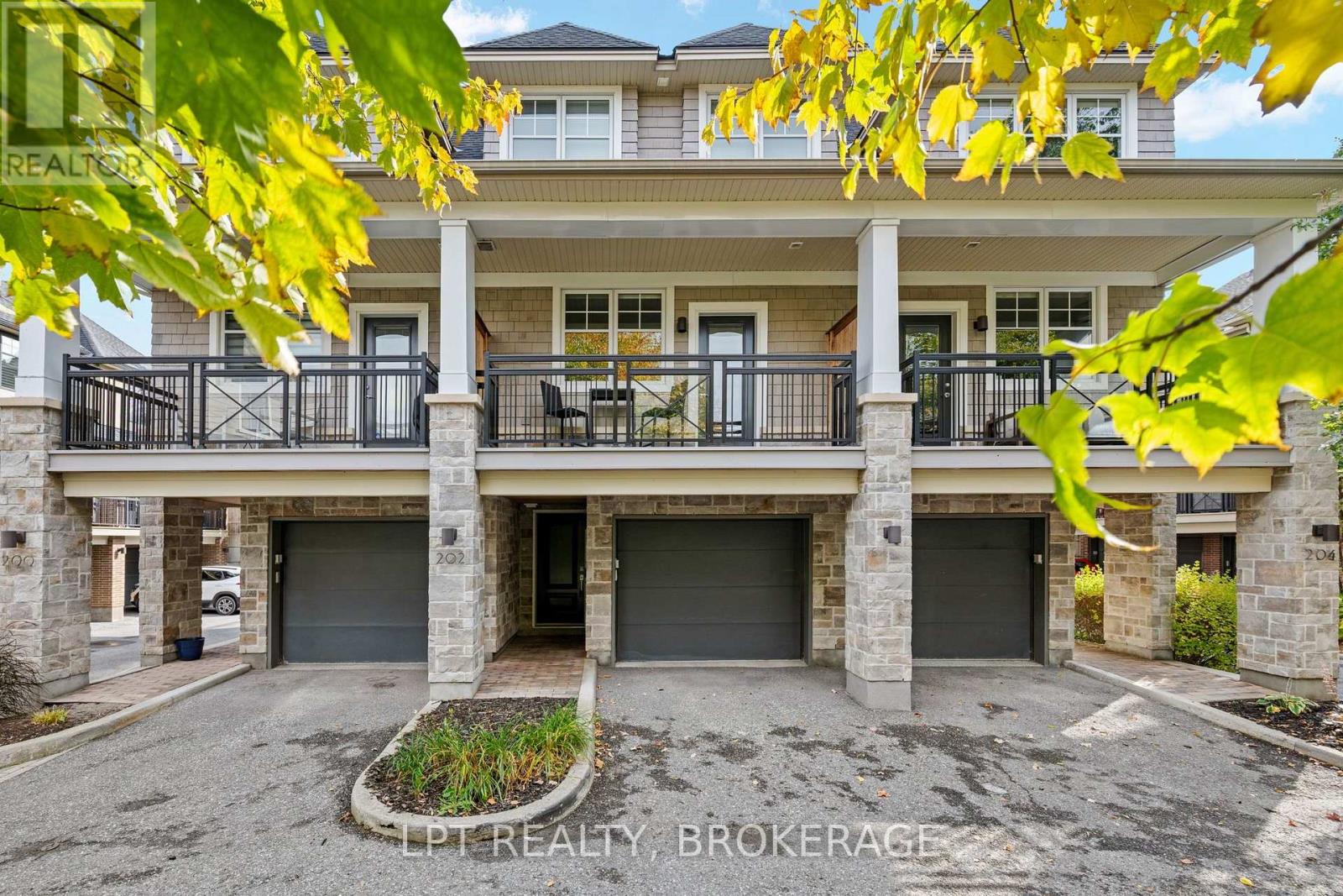 202 Dalkeith Private Property Photo 1