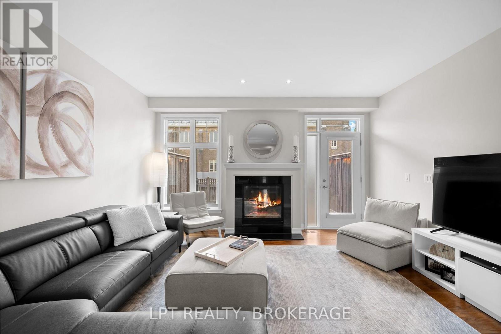 202 Dalkeith Private Property Photo 7