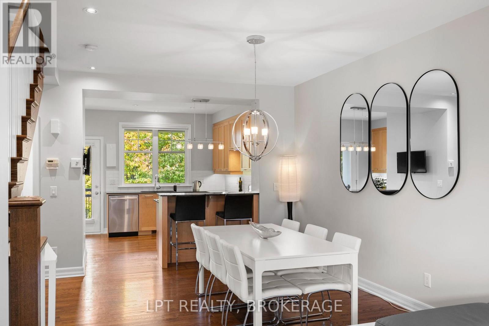 202 Dalkeith Private Property Photo 14