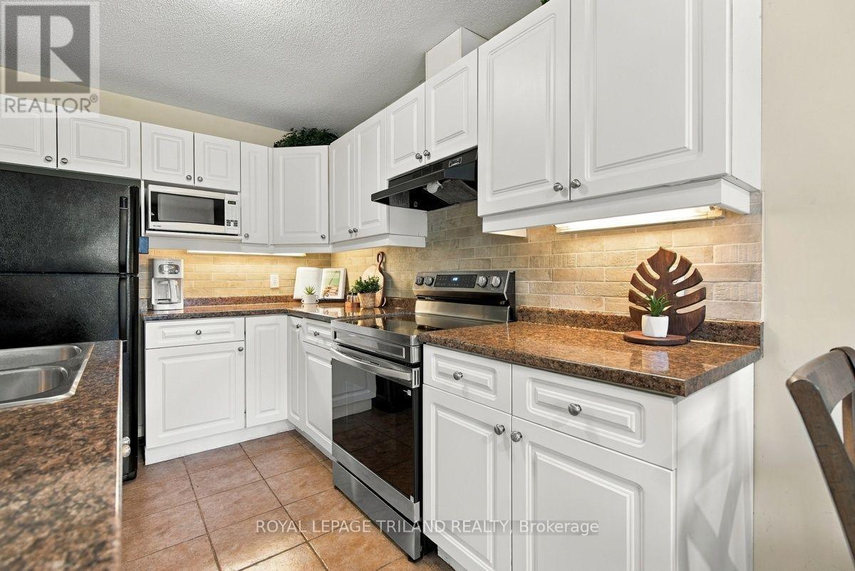 68 - 1600 Mickleborough Drive Property Photo 18