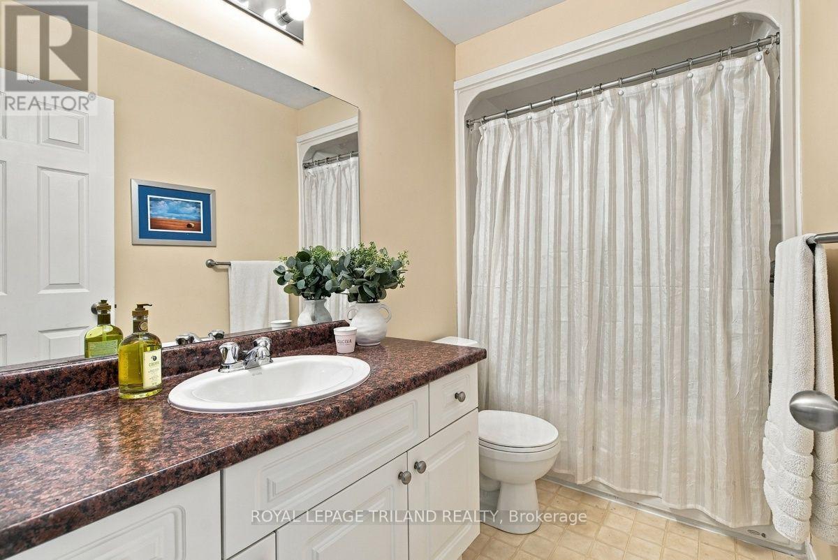 68 - 1600 Mickleborough Drive Property Photo 32