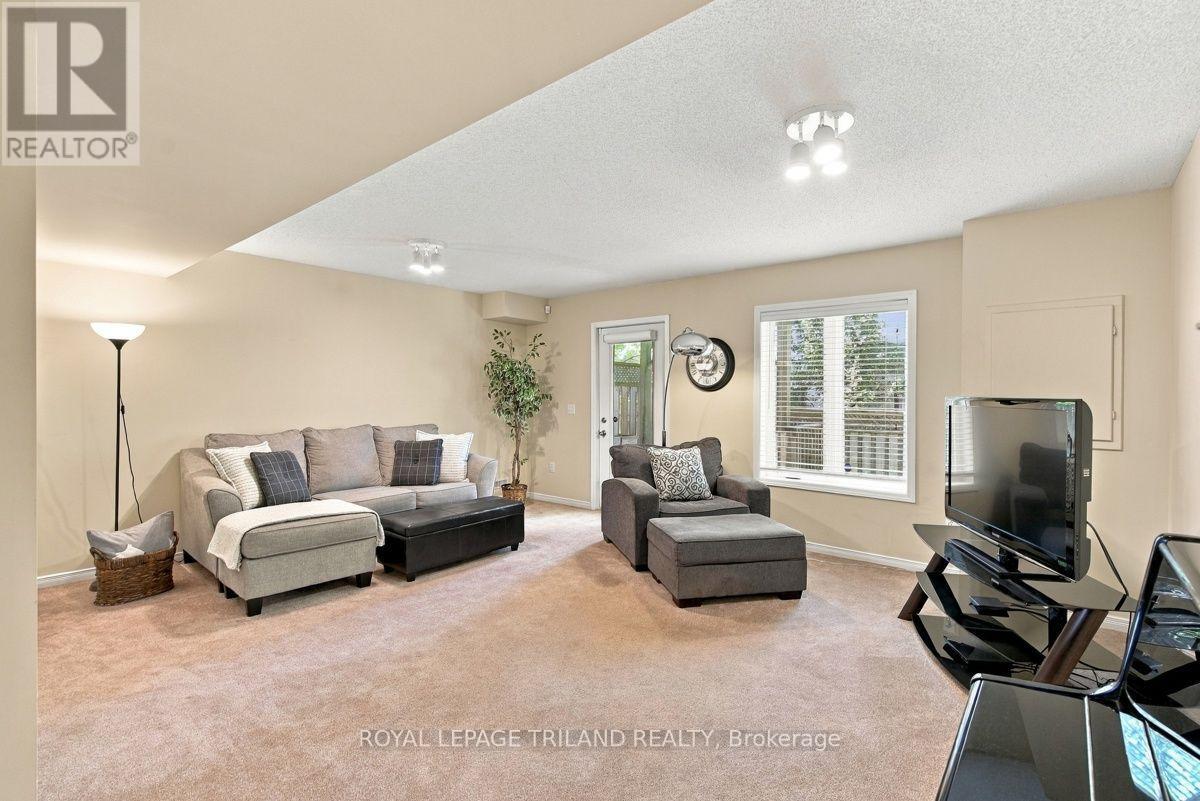 68 - 1600 Mickleborough Drive Property Photo 33