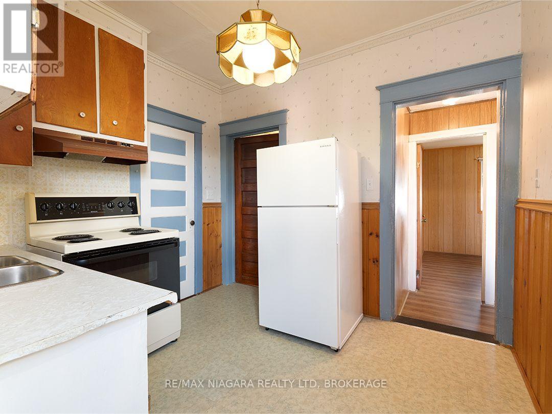 632 King Street Property Photo 23