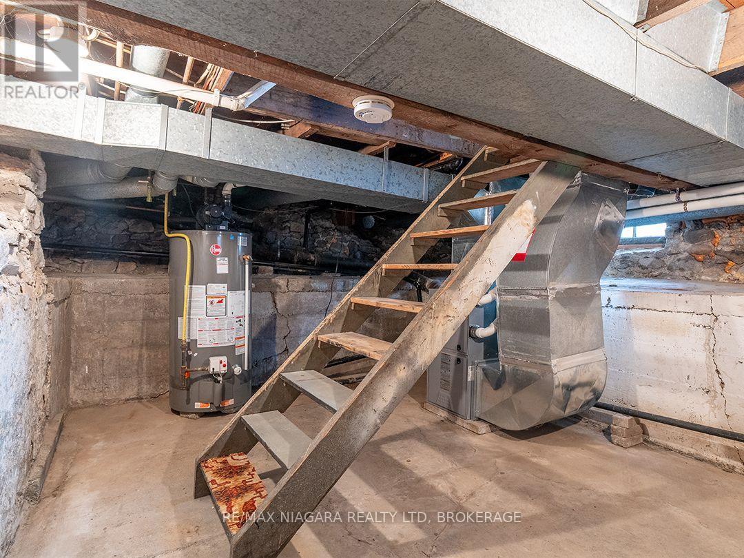 632 King Street Property Photo 29