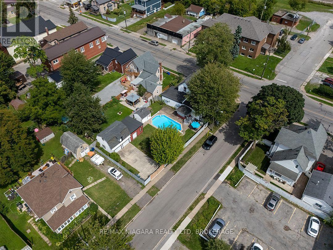 632 King Street Property Photo 36