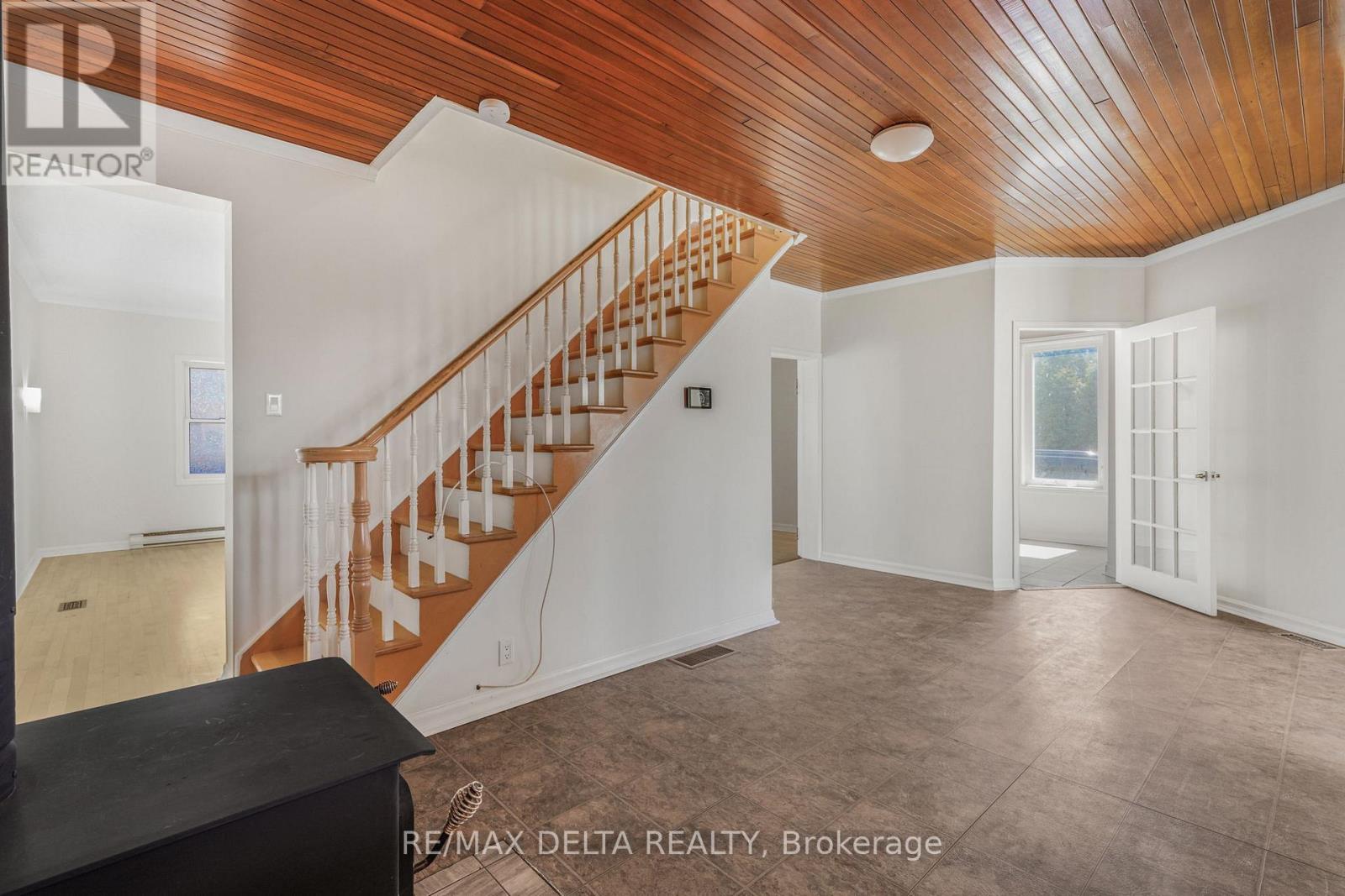 3668 Champlain Street Property Photo 16