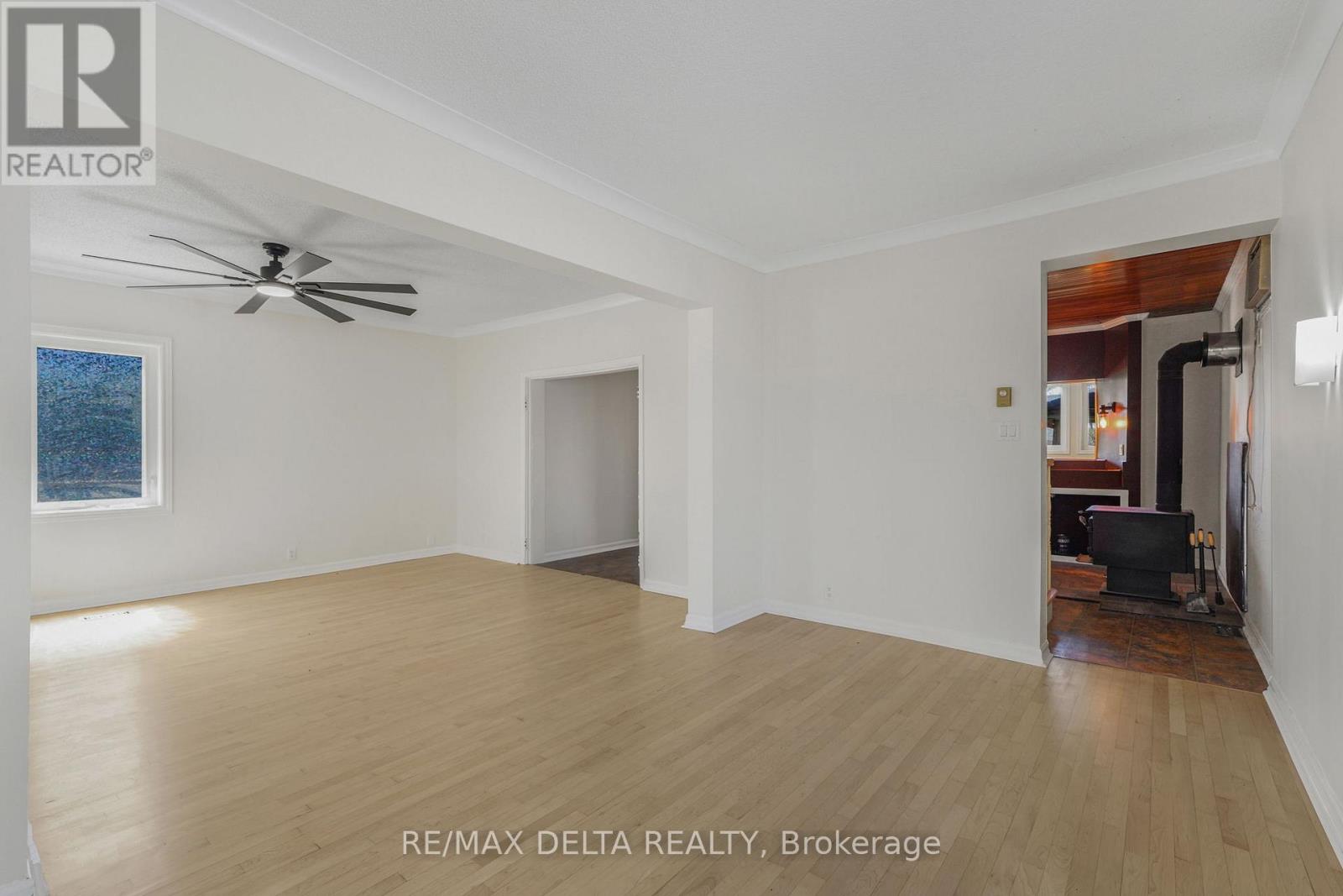 3668 Champlain Street Property Photo 17