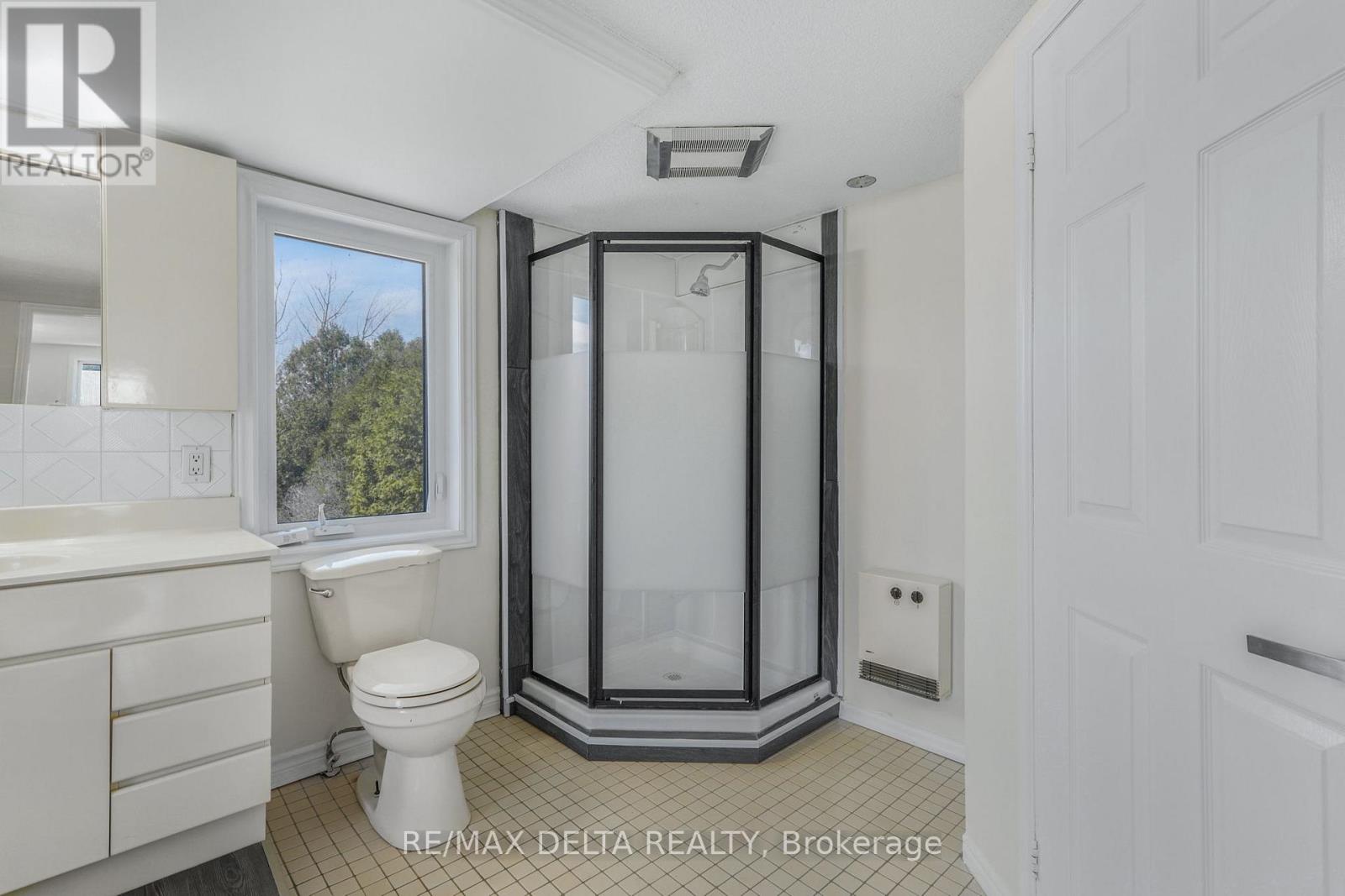3668 Champlain Street Property Photo 27