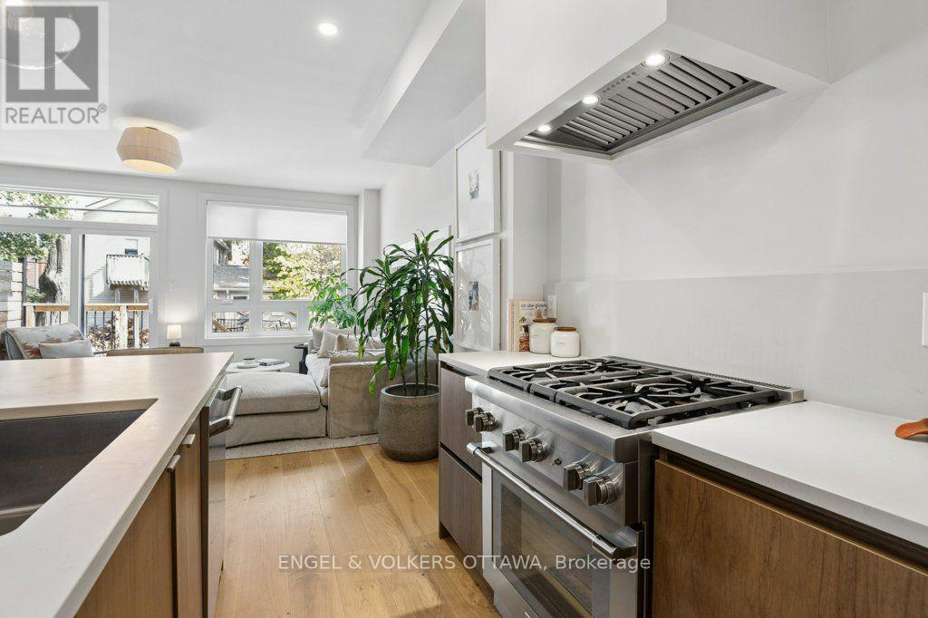 569 Edison Avenue Property Photo 15
