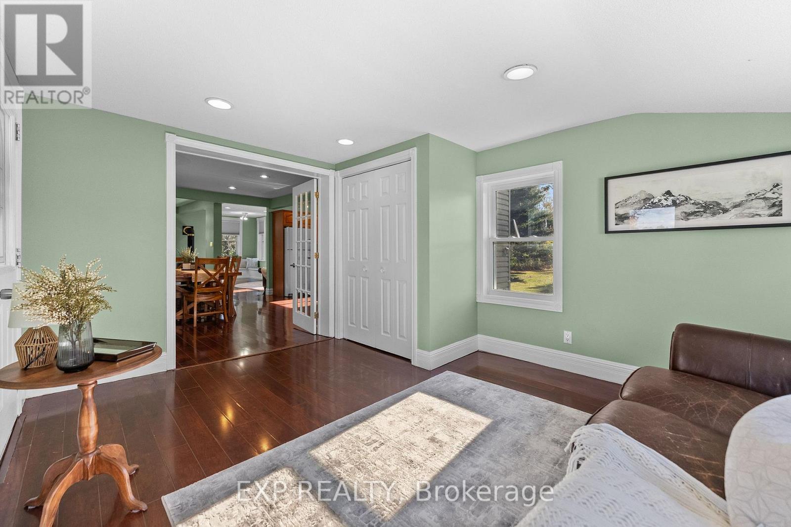 156 Margaret Street Property Photo 9