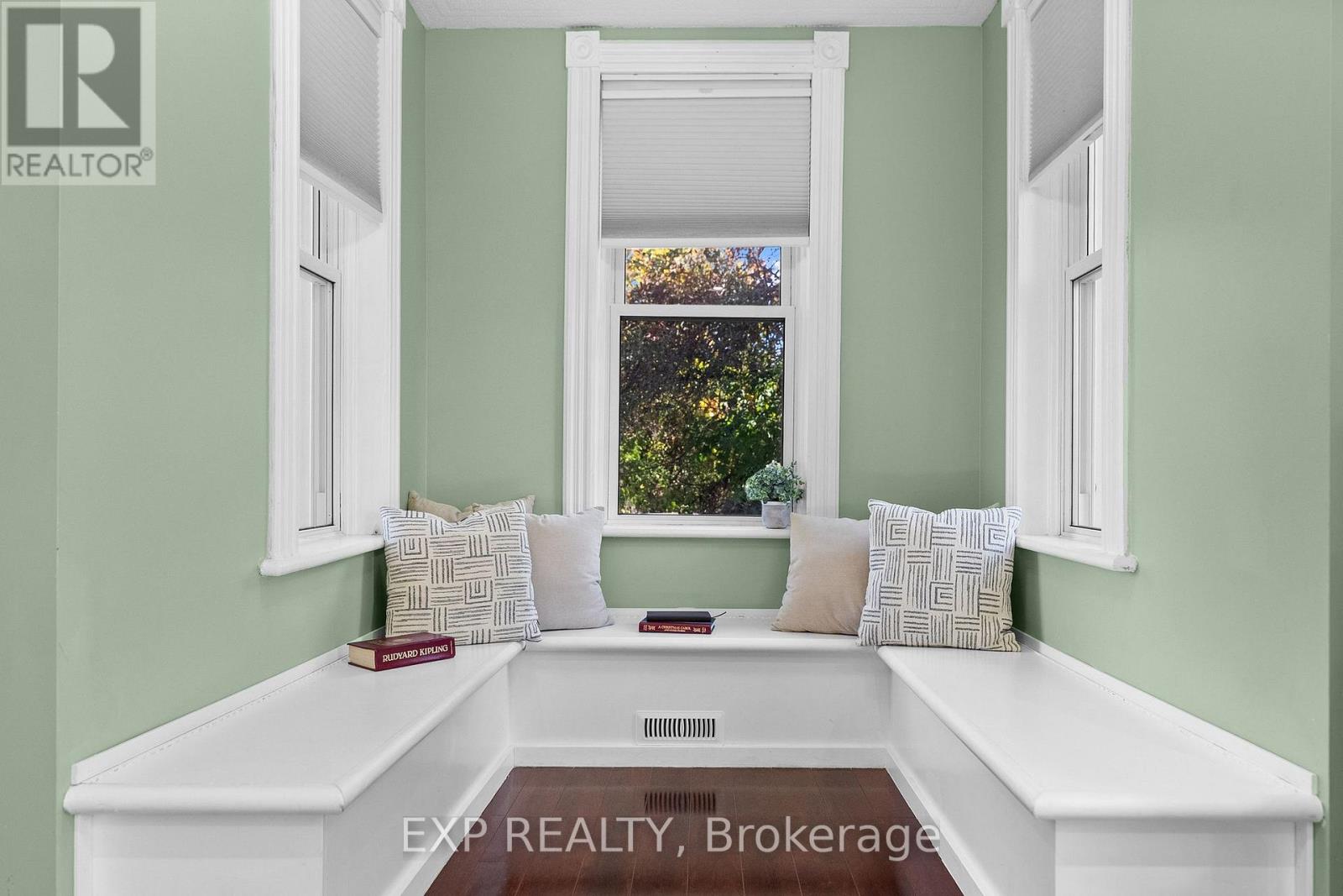 156 Margaret Street Property Photo 14