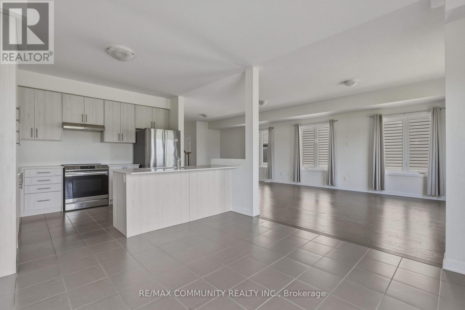 110 Oakmont Drive Property Photo 12