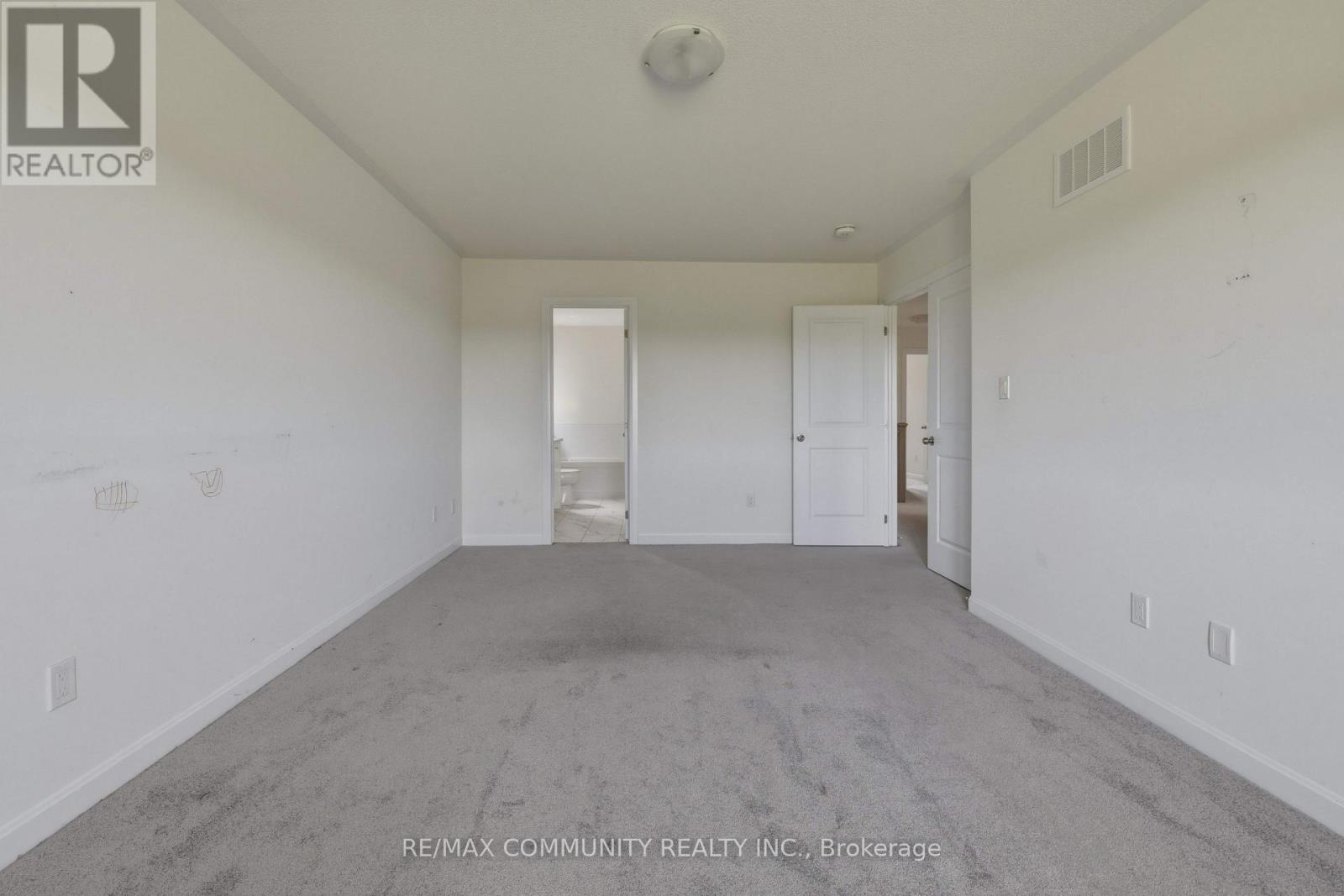 110 Oakmont Drive Property Photo 23