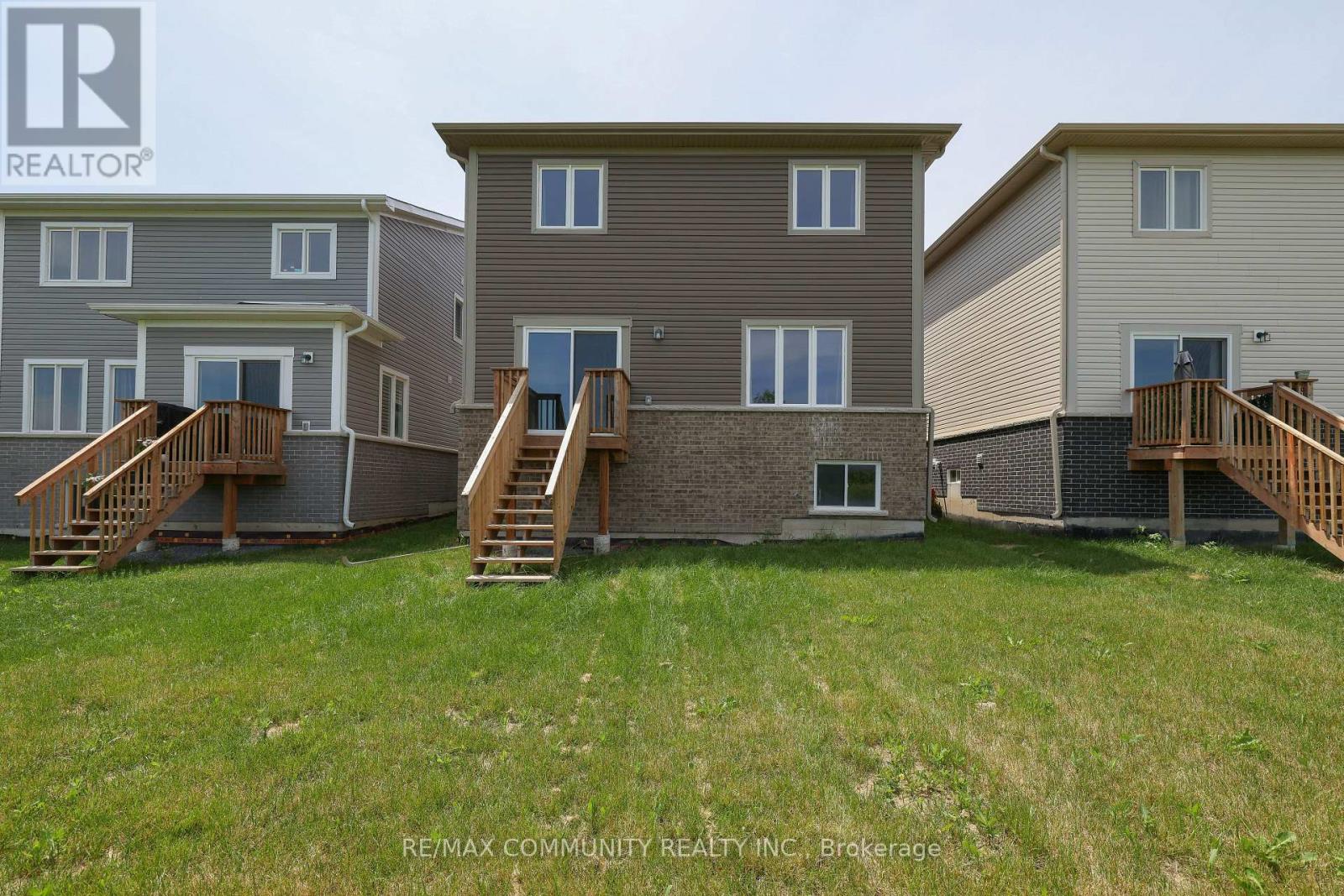 110 Oakmont Drive Property Photo 30