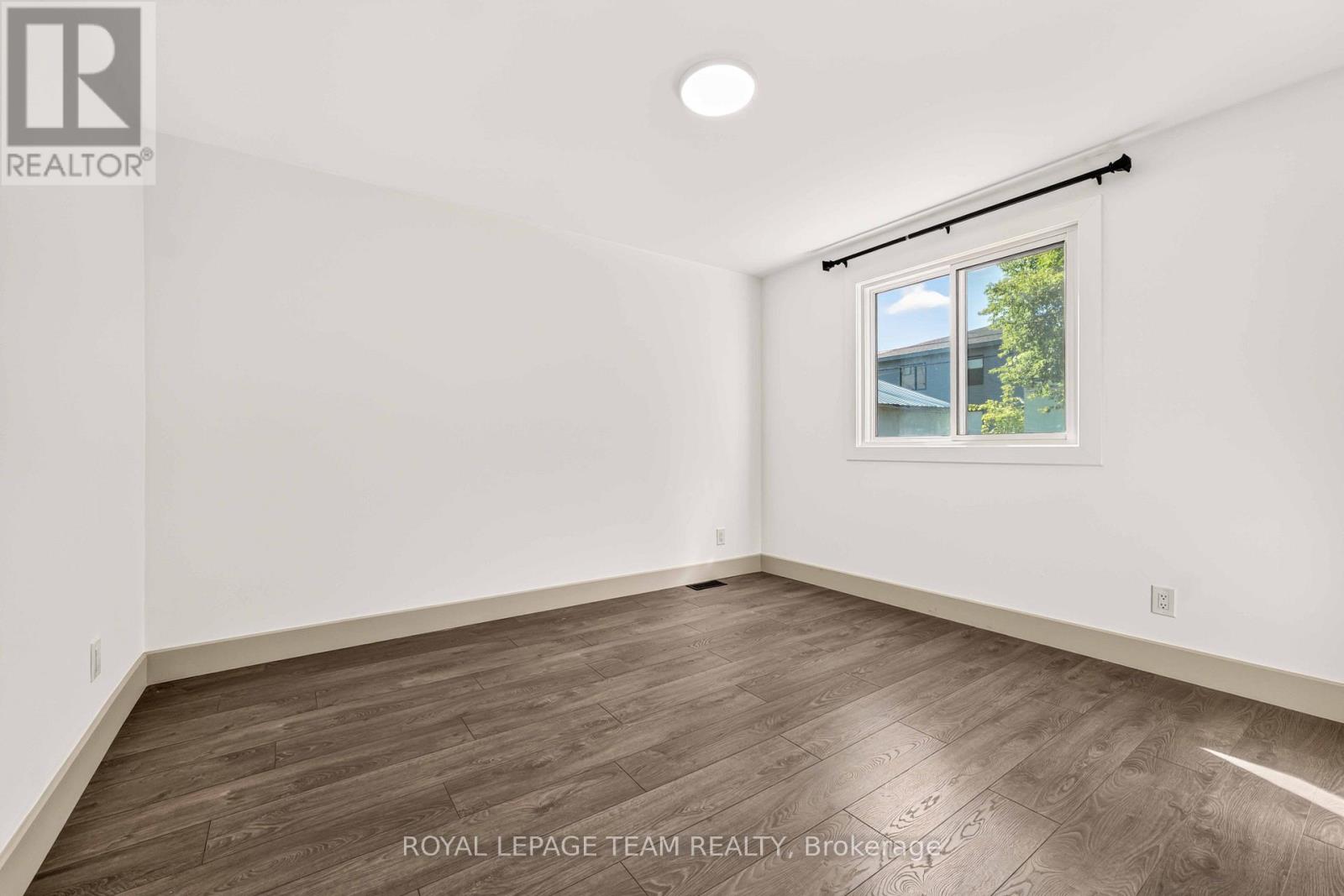 1 - 204 Donald Street Property Photo 24