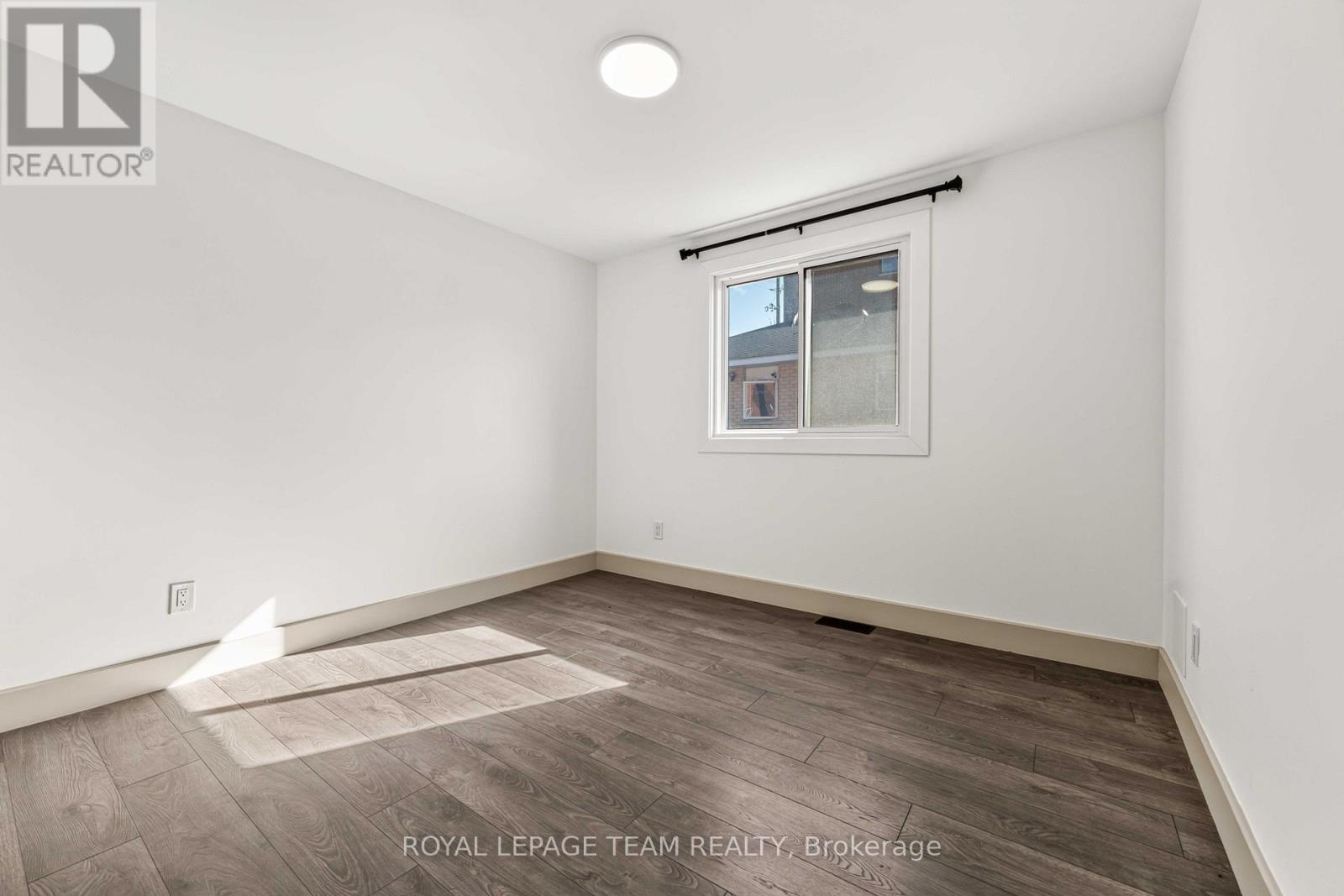 1 - 204 Donald Street Property Photo 27