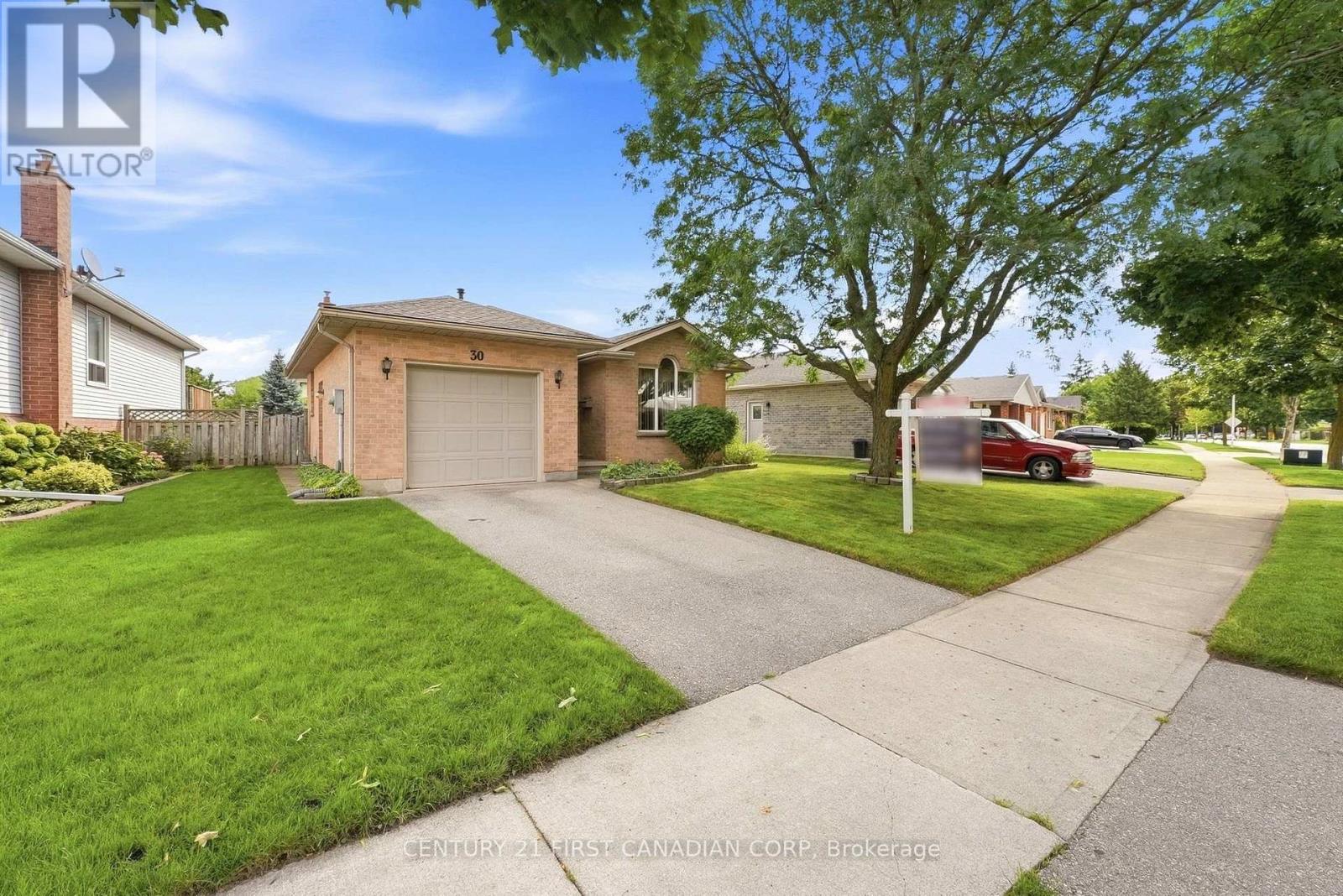 30 Bonaventure Drive Property Photo 2