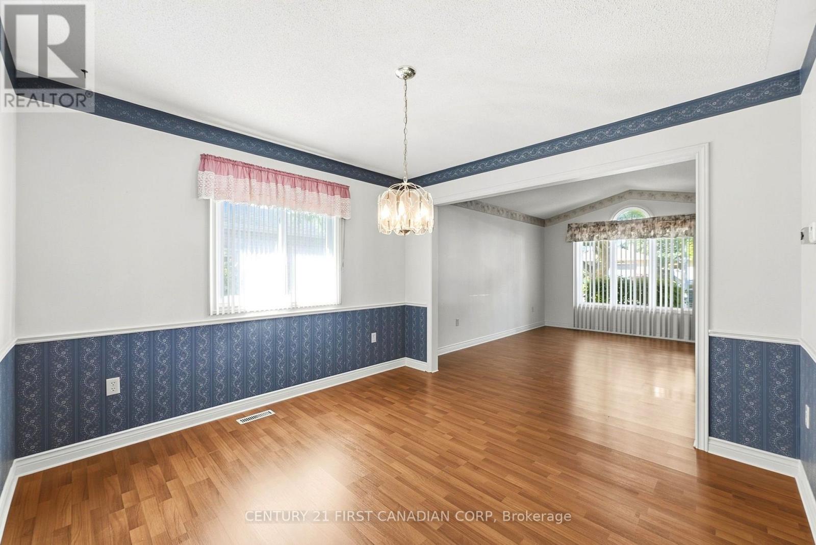 30 Bonaventure Drive Property Photo 6