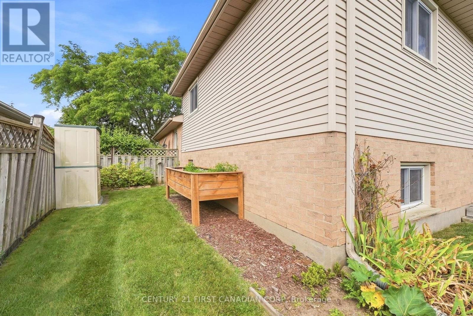 30 Bonaventure Drive Property Photo 22