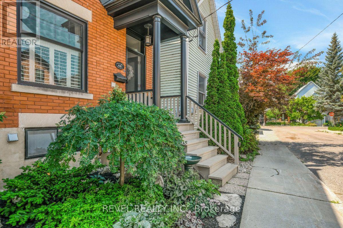 46 Newton Street Property Photo 2