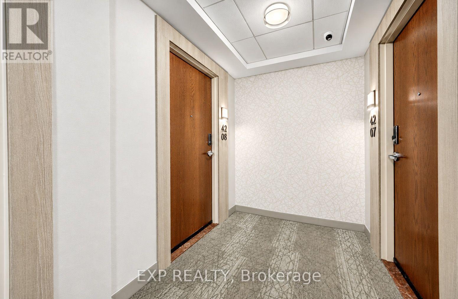 4208 - 30 Francis Street S Property Photo 3