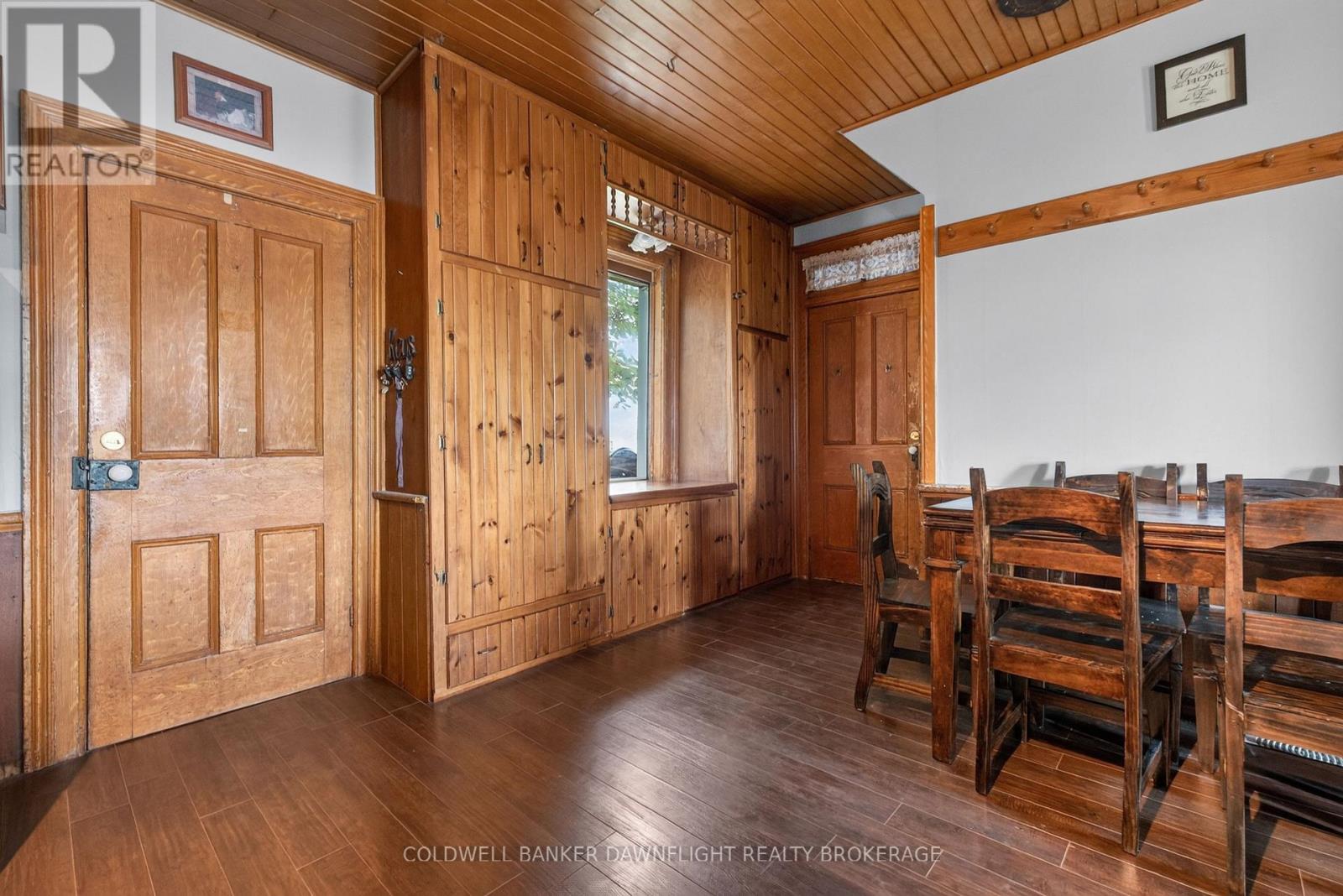 5740 32 Line Property Photo 5
