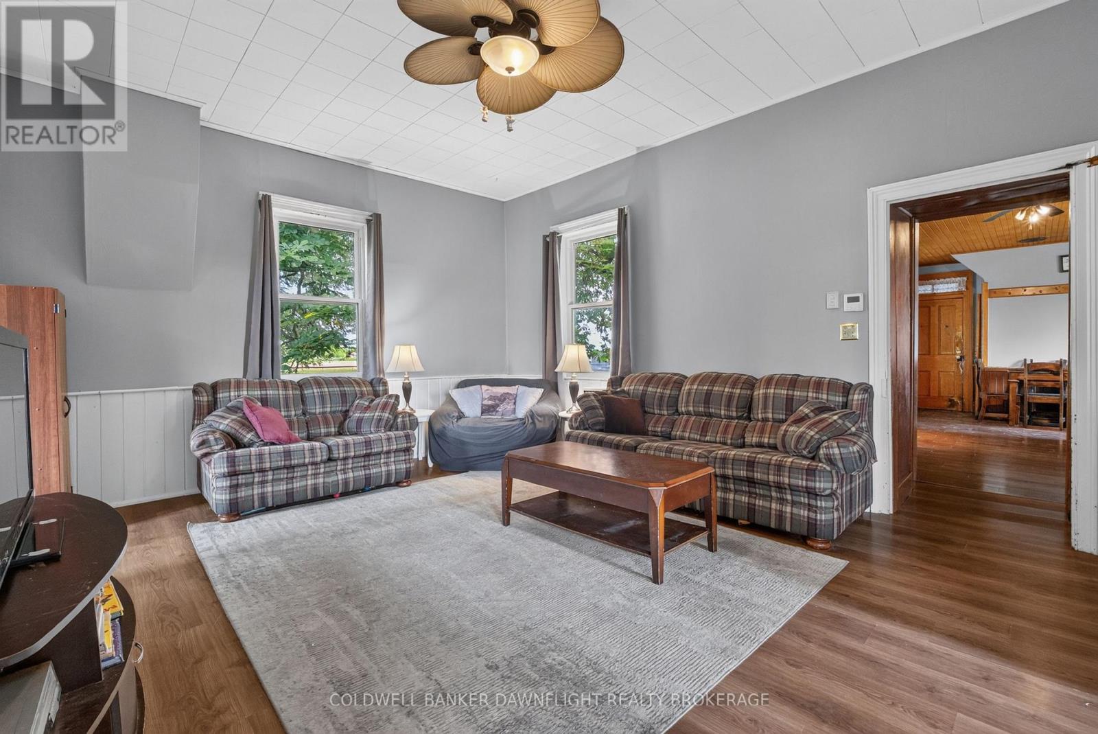 5740 32 Line Property Photo 10