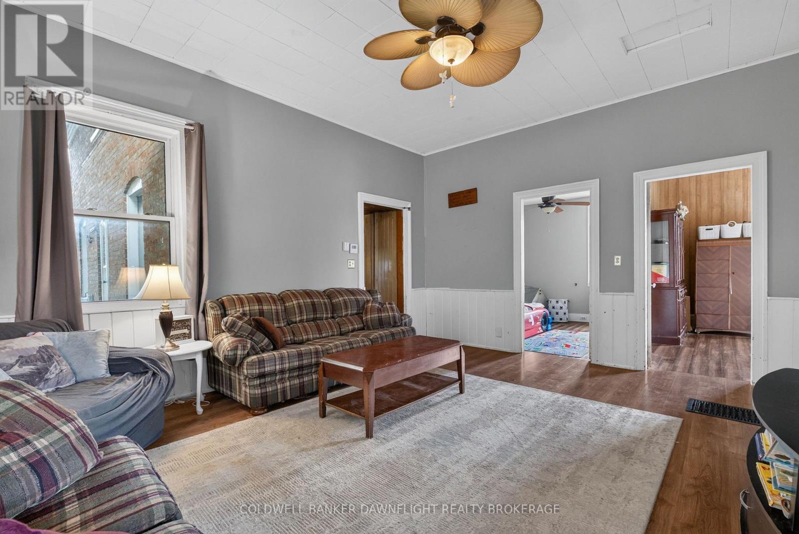 5740 32 Line Property Photo 11