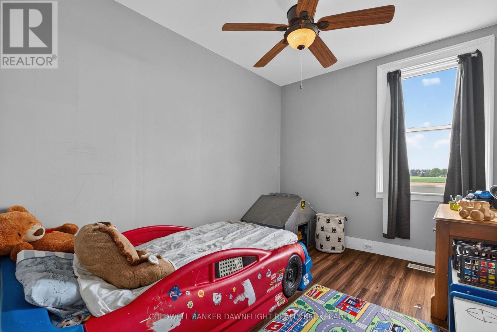 5740 32 Line Property Photo 19