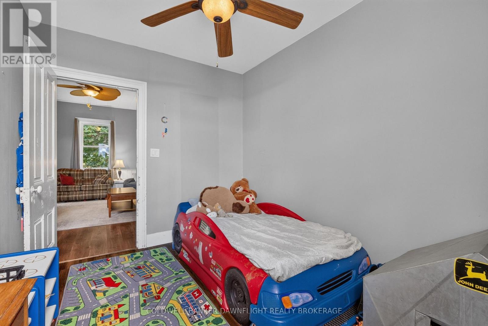 5740 32 Line Property Photo 20