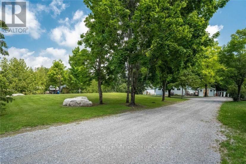 2365 Selwyn Bay Lane Property Photo 2