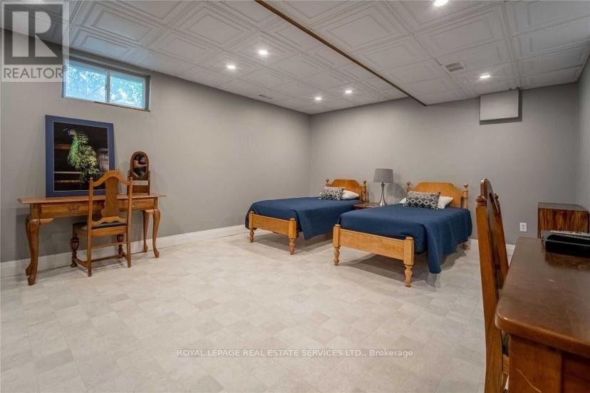 2365 Selwyn Bay Lane Property Photo 33